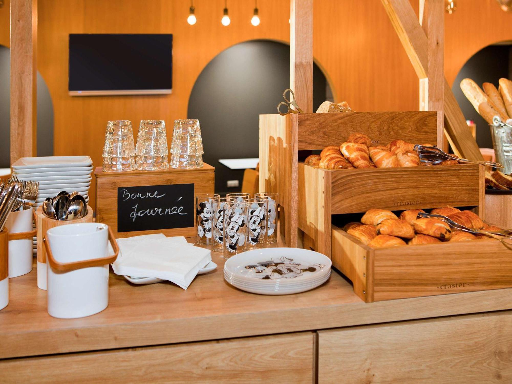 Ibis Styles Chalons En Champagne Centre Hotel Ngoại thất bức ảnh