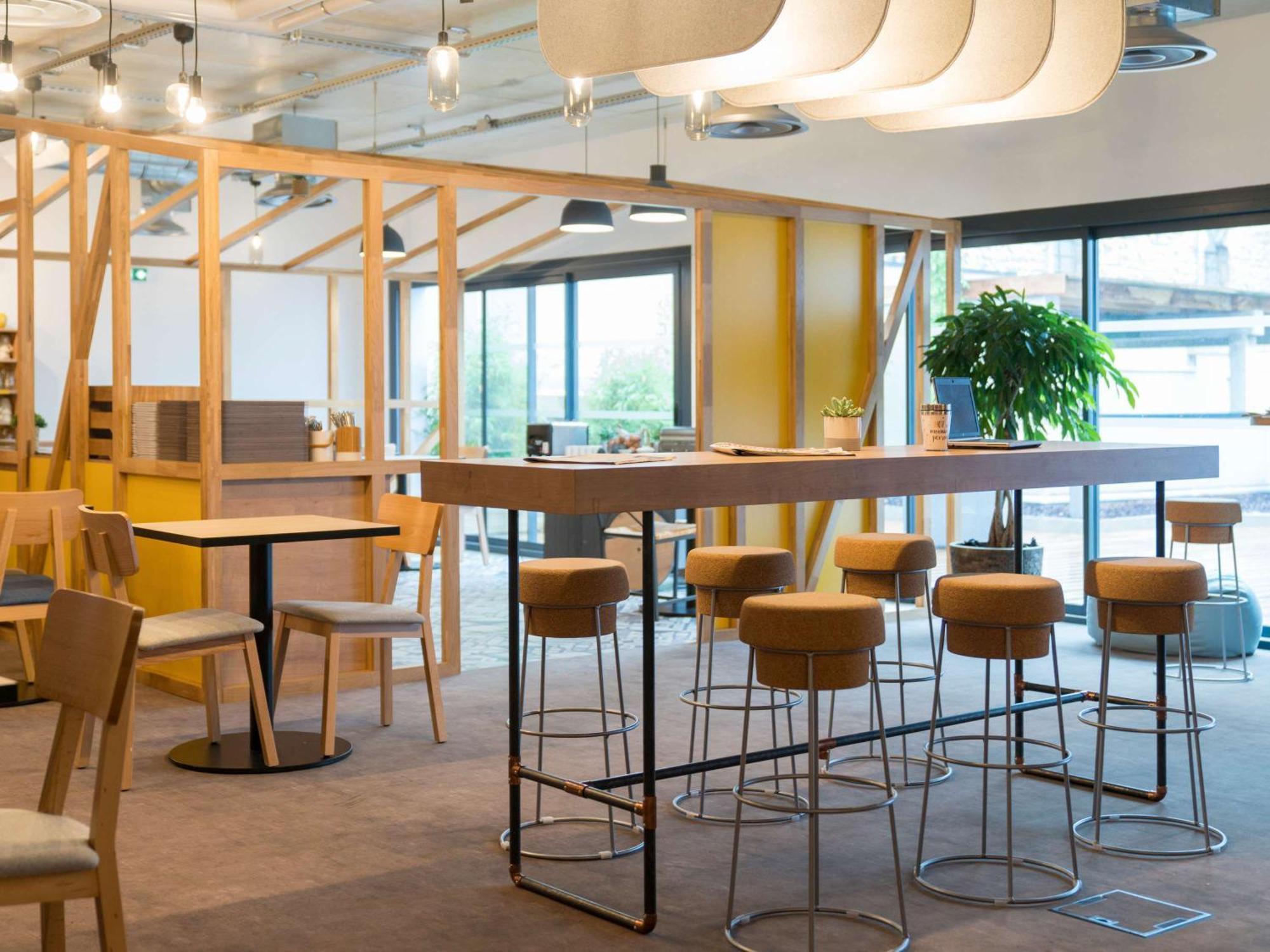 Ibis Styles Chalons En Champagne Centre Hotel Ngoại thất bức ảnh